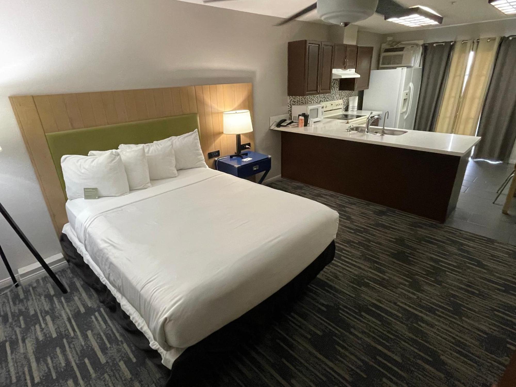 Country Inn & Suites By Radisson, Bakersfield, Ca Екстер'єр фото